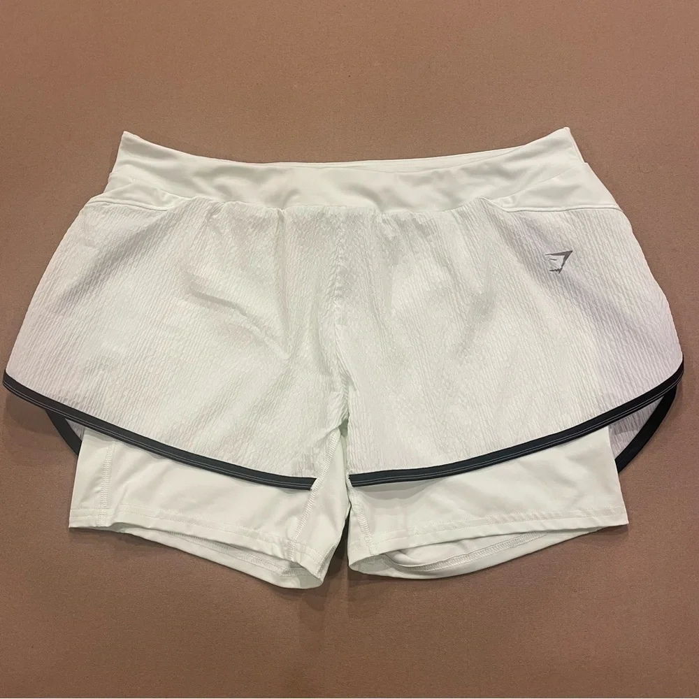 Gymshark Women’s Speed 2 in 1 Shorts Cucumber Green Size XL